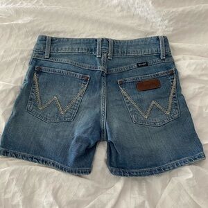 Super Cute Vintage Wrangler Shorts